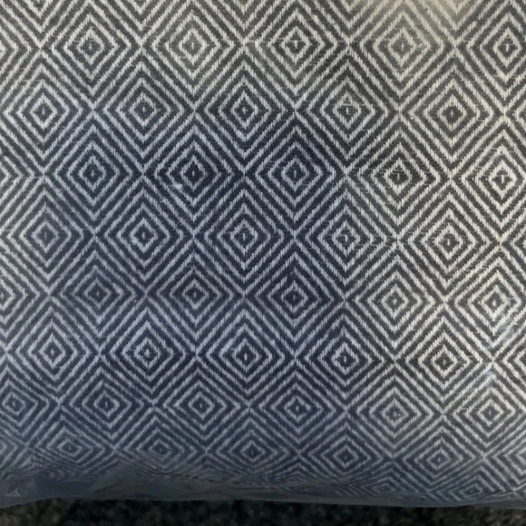 IKEA - VÄSTKUSTROS Duvet Cover Set - Picture 10 of 12